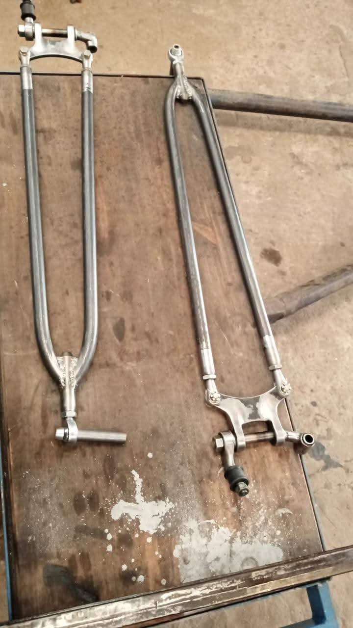 Partes cromadas de suspensión y dirección